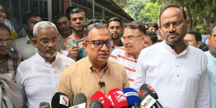 নতুন বাংলাদেশ গঠনে ভাসানী দম্পতির আদর্শ প্রেরণা জোগাবে: প্রতিমন্ত্রী শরীফুল আলম।
